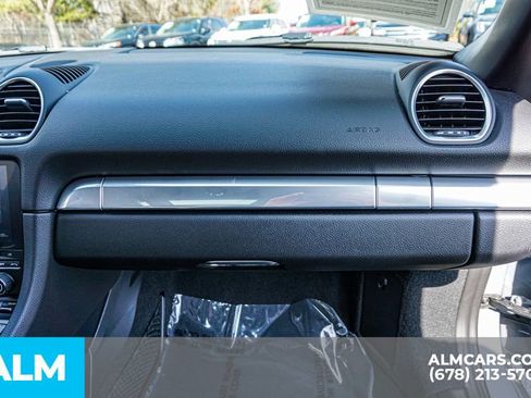Used 2024 Porsche 718 Boxster S w/ Premium Package image 29