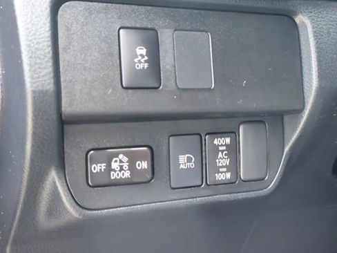 Used 2021 Toyota Tacoma TRD Sport RWD image 23