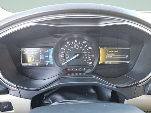 Used 2019 Ford Fusion SE image 23