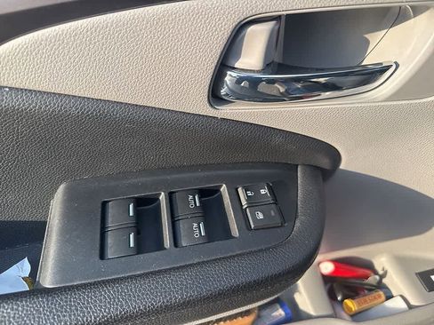 Used 2021 Honda Pilot EX image 11