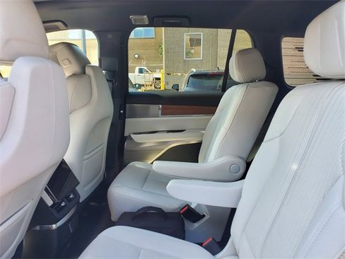 New 2026 Cadillac Vistiq Sport w/ LPO, Floor Liner Package image 23