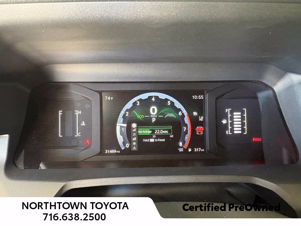 Used 2025 Toyota 4Runner SR5 AWD/4WD image 19
