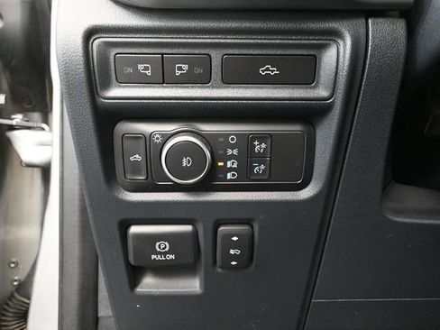 Used 2022 Ford F150 Lariat AWD/4WD image 33