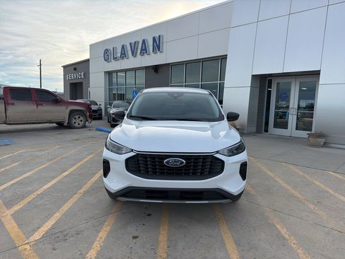 New 2026 Ford Escape Active w/ Cold Weather Package image 2