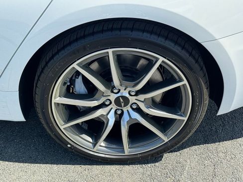 Used 2026 Genesis G70 2.5T image 19