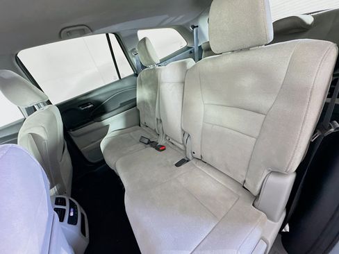 Used 2021 Honda Pilot EX image 26
