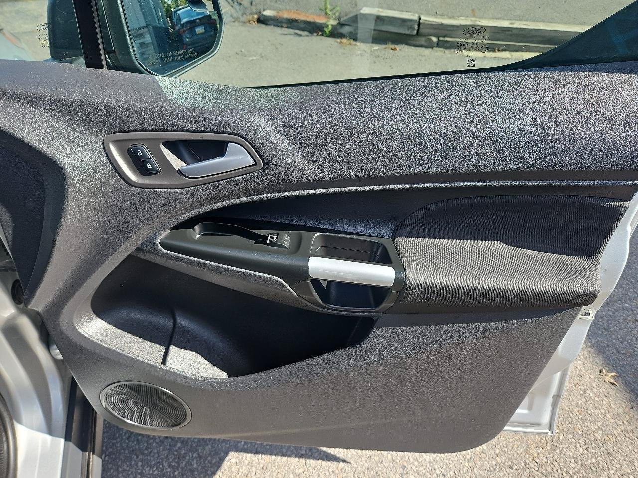 Used 2017 Ford Transit Connect XLT FWD image 17