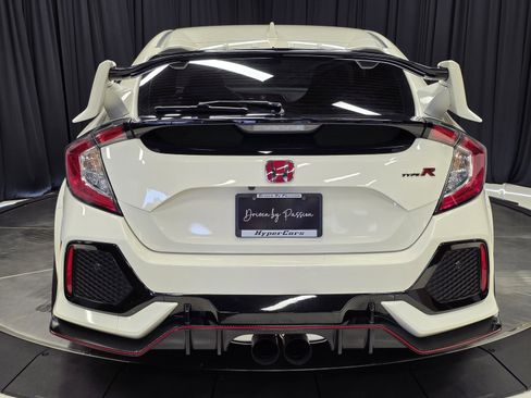 Used 2017 Honda Civic Type R image 56