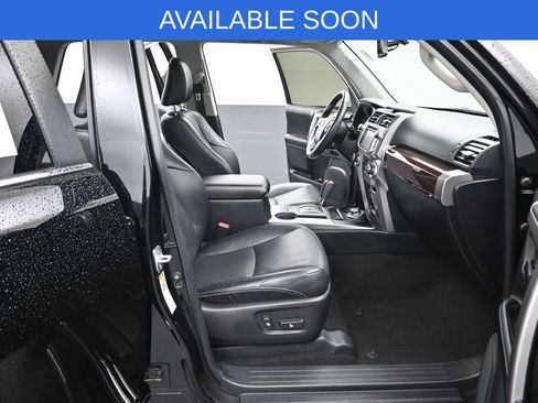 Used 2017 Toyota 4Runner Limited AWD/4WD image 36