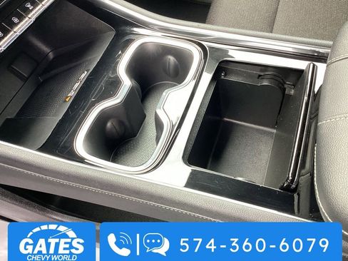 Used 2024 Chevrolet Traverse LT FWD image 31