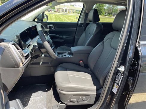 New 2026 Kia Sorento S w/ S Panoramic Sunroof Package FWD image 8