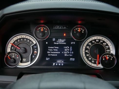 Used 2017 RAM 1500 Laramie w/ Convenience Group image 27