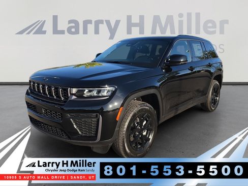 New 2026 Jeep Grand Cherokee Altitude AWD/4WD image 1