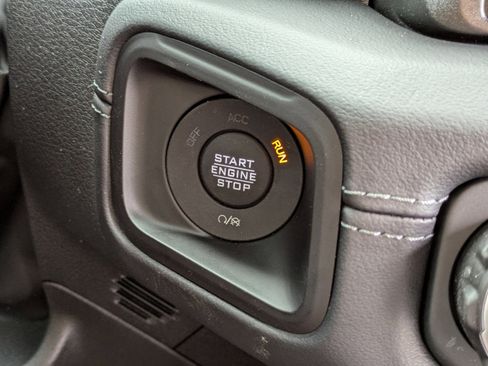 New 2025 Jeep Wrangler Unlimited Rubicon 392 image 32