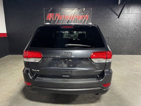 Used 2015 Jeep Grand Cherokee Laredo w/ Quick Order Package 23E AWD/4WD image 4