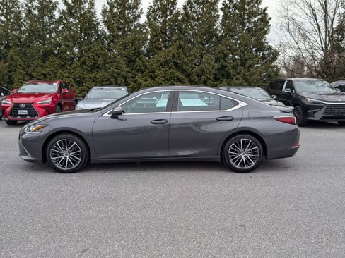 Certified 2025 Lexus ES 350 w/ Premium Package image 6