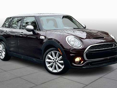 Used 2019 MINI Cooper Clubman S image 2