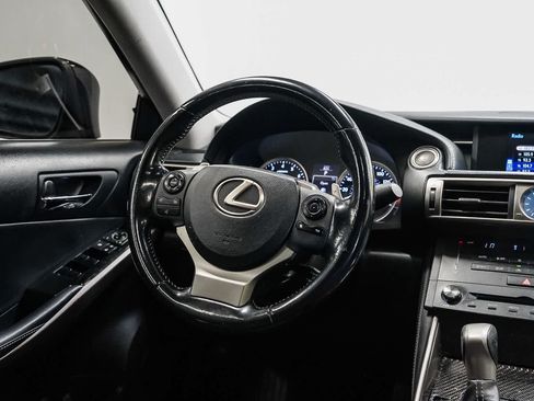 Used 2015 Lexus IS 250 RWD image 15