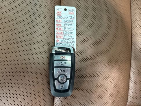 Used 2024 Ford F150 King Ranch w/ FX4 Off-Road Package image 39