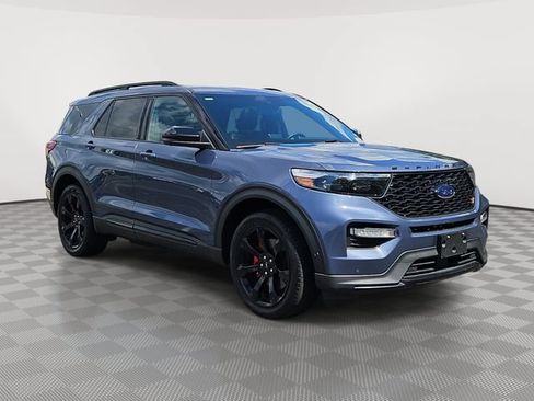 Used 2021 Ford Explorer ST w/ Equipment Group 401A AWD/4WD image 2