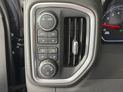Used 2021 Chevrolet Silverado 1500 LT Trail Boss AWD/4WD image 24