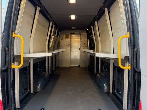 Used 2019 Mercedes-Benz Sprinter 170 image 6