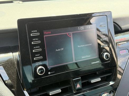 Used 2022 Toyota Camry SE w/ Carpet Mat Package (TMS) FWD image 9