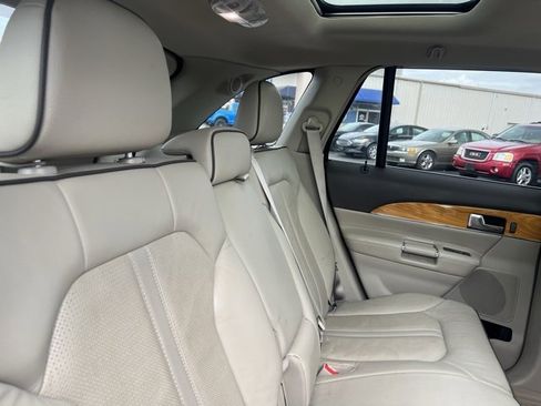 Used 2013 Lincoln MKX AWD image 36