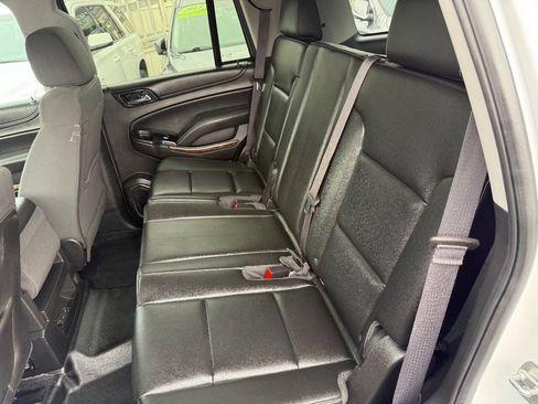 Used 2017 Chevrolet Tahoe 2WD w/ Remote Keyless Entry Package image 12