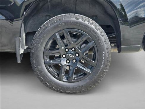 Used 2024 Chevrolet Silverado 1500 High Country w/ Midnight Edition AWD/4WD image 23