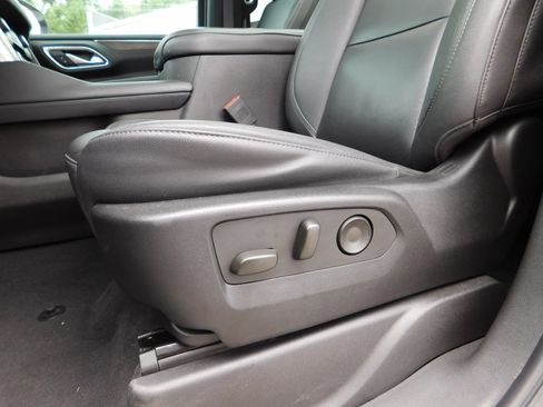 Used 2023 Chevrolet Tahoe Z71 AWD/4WD image 16