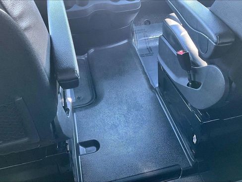 Used 2023 Mercedes-Benz Sprinter 2500 image 34