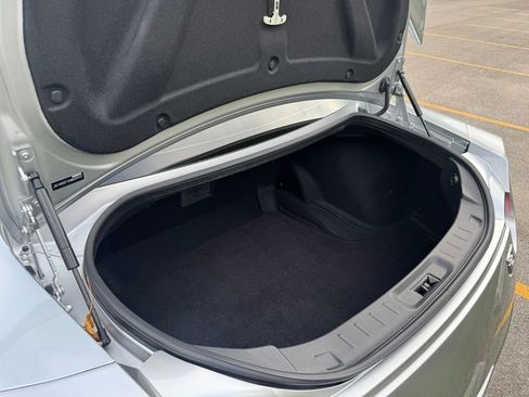 Used 2017 Nissan GT-R Premium w/ Premium Interior Package image 48