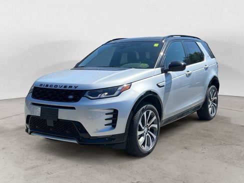 New 2025 Land Rover Discovery Sport Dynamic SE image 1