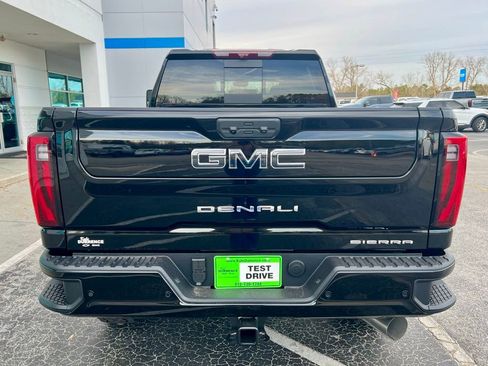New 2026 GMC Sierra 2500 Denali Ultimate w/ Max Trailering Package image 5