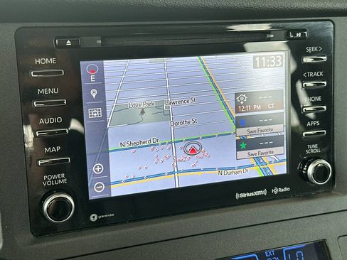 Used 2018 Toyota Sienna XLE w/ XLE Navigation Package FWD image 20