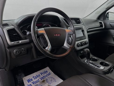 Used 2015 GMC Acadia SLE image 9