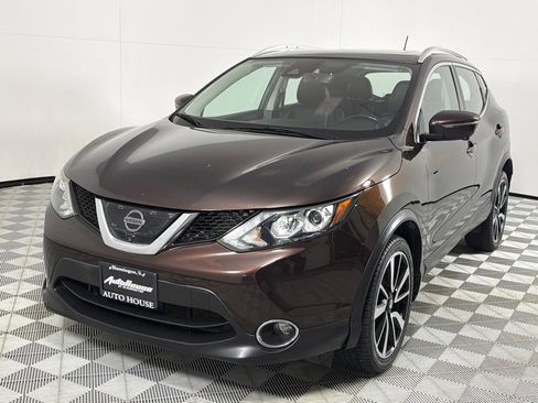 Used 2017 Nissan Rogue Sport SL w/ SL Premium Package image 7