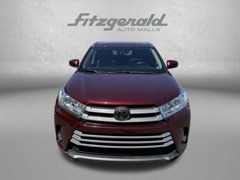 Used 2018 Toyota Highlander XLE w/ Protection Package #3 AWD/4WD image 2