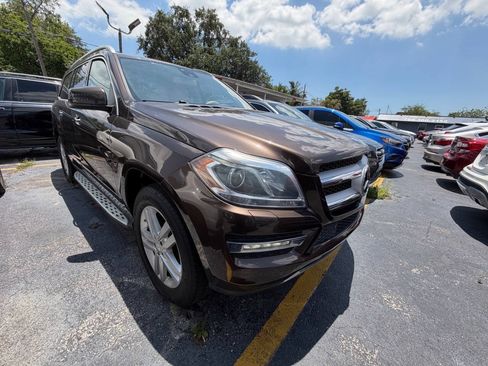 Used 2016 Mercedes-Benz GL 450 4MATIC image 7