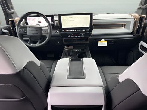 New 2025 GMC Hummer EV 3X image 16