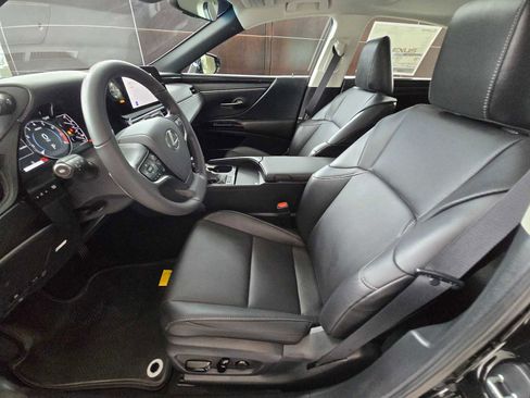 New 2025 Lexus ES 350 image 23