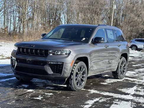 New 2026 Jeep Grand Cherokee Limited AWD/4WD image 32
