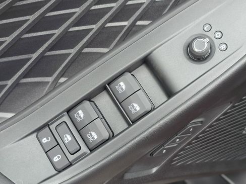 New 2026 Dodge Charger R/T AWD/4WD image 18