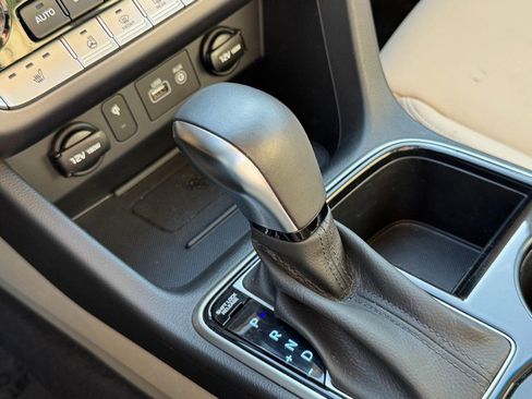 Used 2018 Hyundai Sonata SEL w/ Tech Package 04 image 19