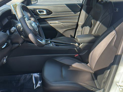 New 2026 Jeep Compass Limited image 16