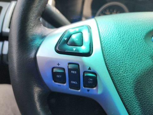 Used 2013 Ford Explorer XLT FWD image 42