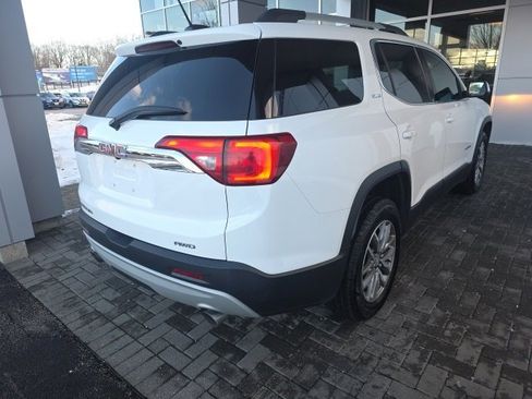 Used 2019 GMC Acadia SLE image 4