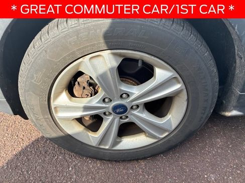 Used 2015 Ford Escape SE AWD/4WD image 11
