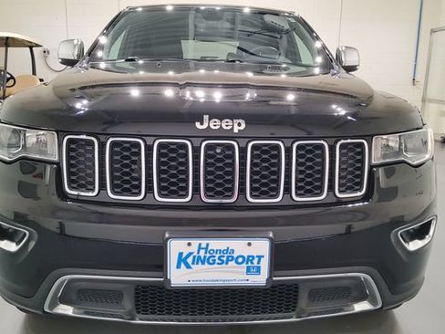 Used 2020 Jeep Grand Cherokee Limited w/ Luxury Group II AWD/4WD image 3